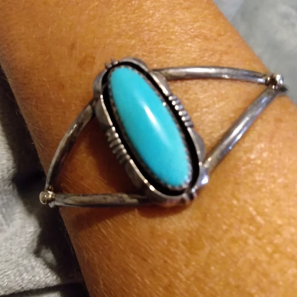 L.Yazzie Sterling Silver & bright blue turquoise cuff bracelet
